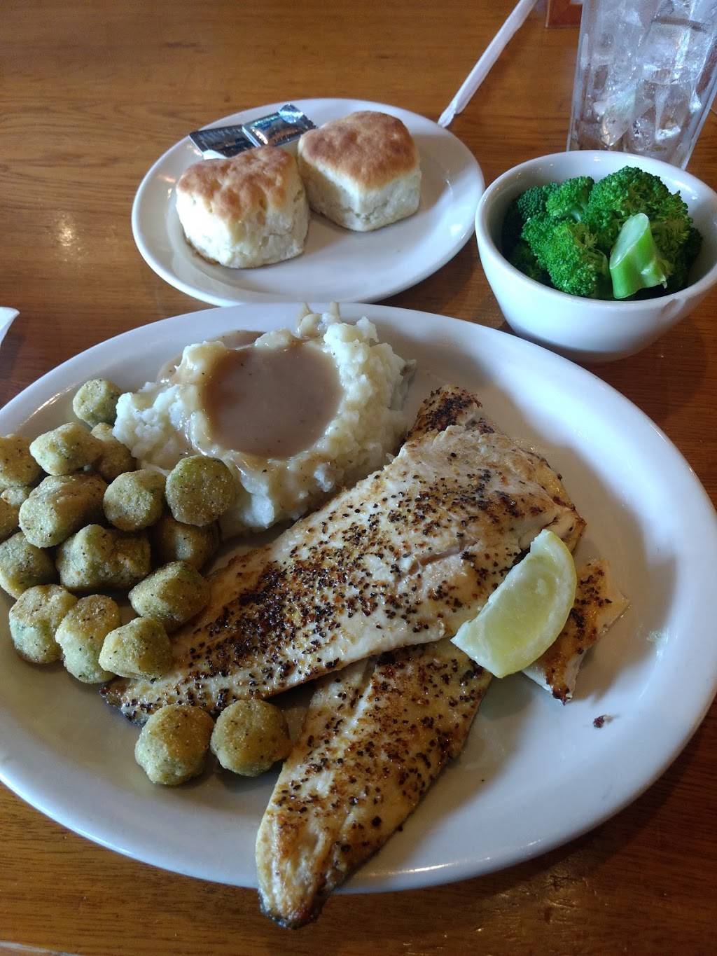 Cracker Barrel Old Country Store | restaurant | 4435 S Laburnum Ave, Richmond, VA 23231, USA | 8042223587 OR +1 804-222-3587