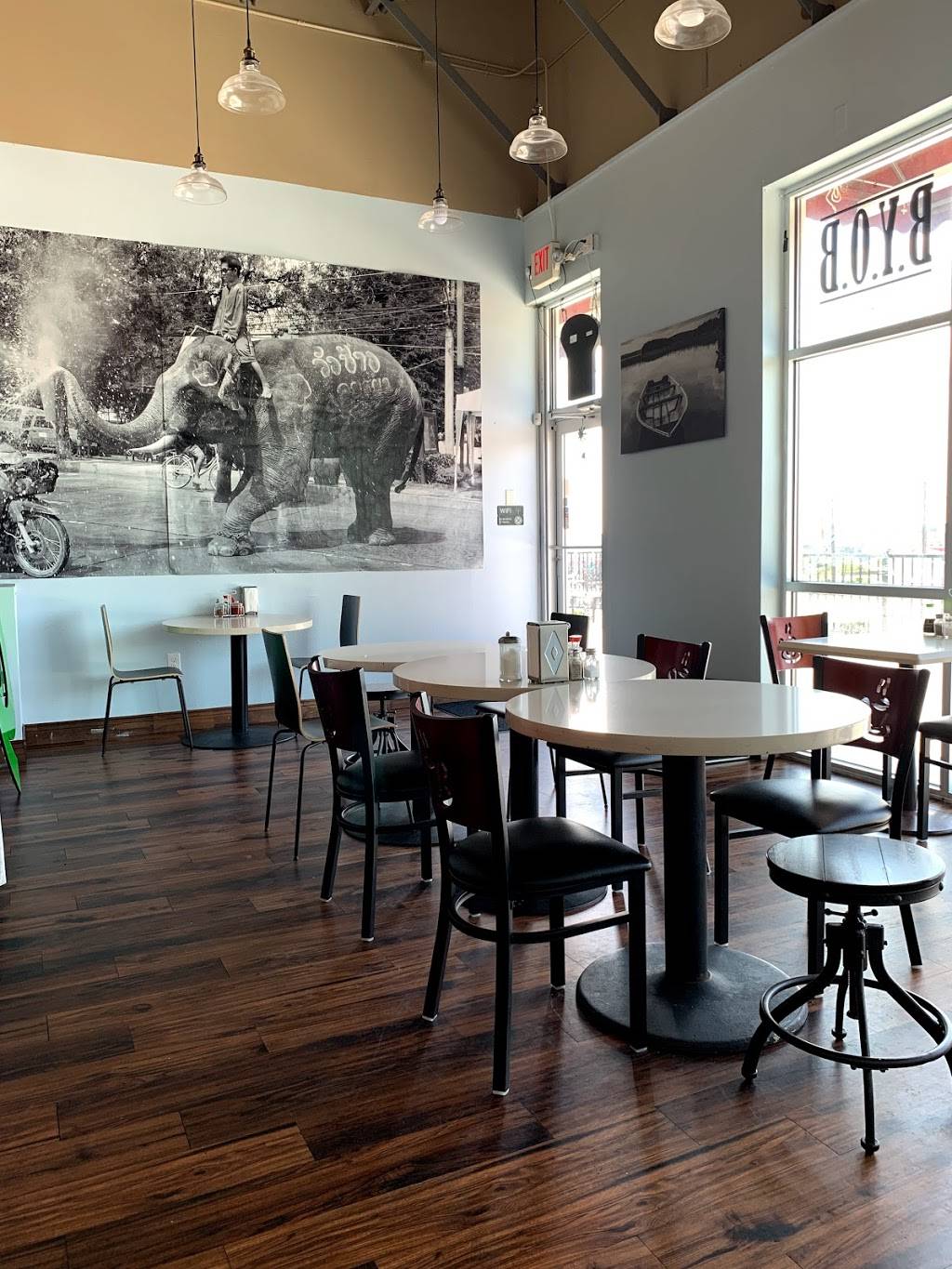 The Thai House | restaurant | 5250 N Tarrant Pkwy Unit 130, Fort Worth, TX 76137, USA | 6825930091 OR +1 682-593-0091