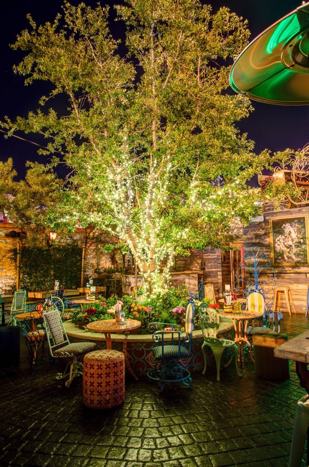 Park on Fremont | restaurant | 506 Fremont St, Las Vegas, NV 89101, USA | 7028343160 OR +1 702-834-3160