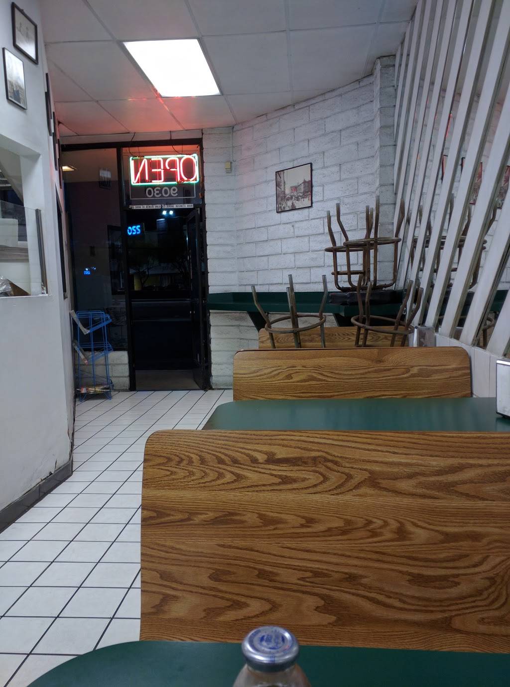 Lucias Pizza | meal delivery | 1536 S La Cienega Blvd, Los Angeles, CA 90035, USA | 3108380331 OR +1 310-838-0331