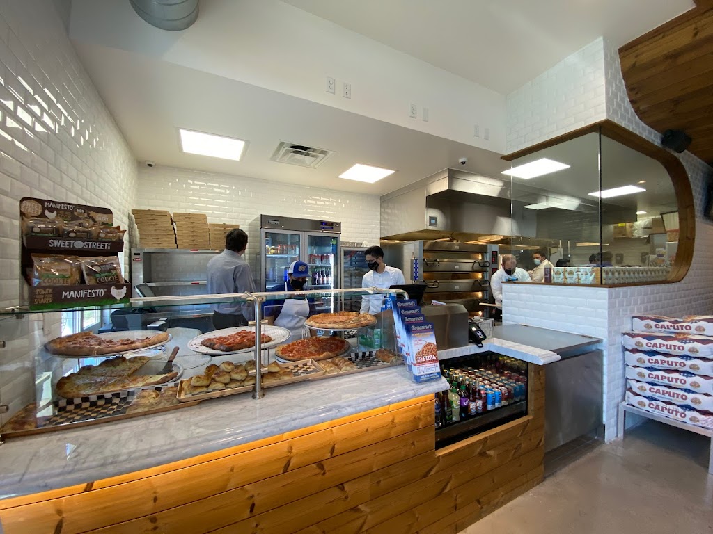 Bonannos New York Pizza Kitchen | restaurant | 7090 W Craig Rd Suite 150, Las Vegas, NV 89128, USA | 7252462333 OR +1 725-246-2333