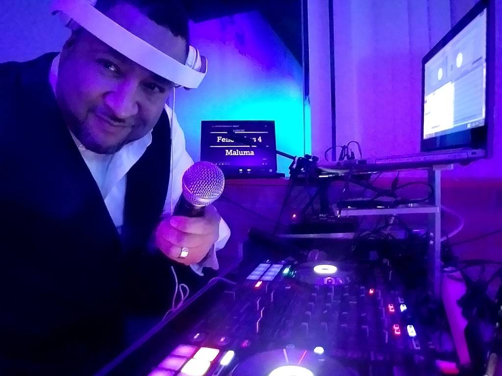 809 grill & Lounge | restaurant | 43 W Hollis St, Nashua, NH 03060, USA | 6034844940 OR +1 603-484-4940