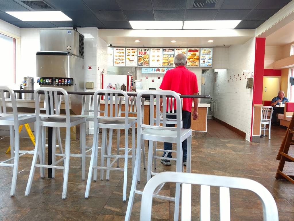 Wienerschnitzel | restaurant | 10810 Beverly Blvd, Whittier, CA 90601, USA | 5624630011 OR +1 562-463-0011