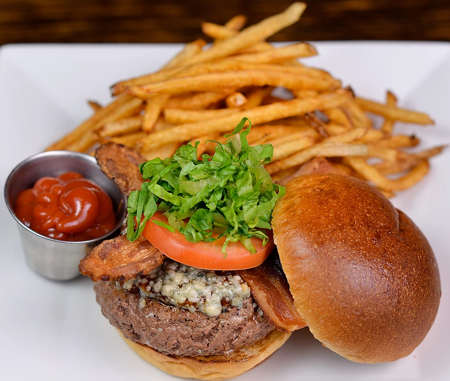 Blackstone Bar & Grill | restaurant | 3713 Riverdale Ave, Bronx, NY 10463, USA | 3473466004 OR +1 347-346-6004