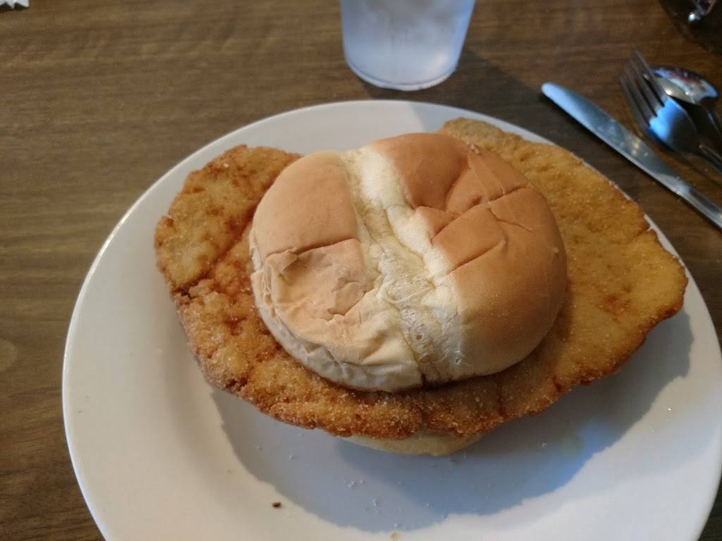 Grandview Restaurant | restaurant | 2221 Grand Ave, Galesburg, IL 61401, United States | 3093426800 OR +1 309-342-6800