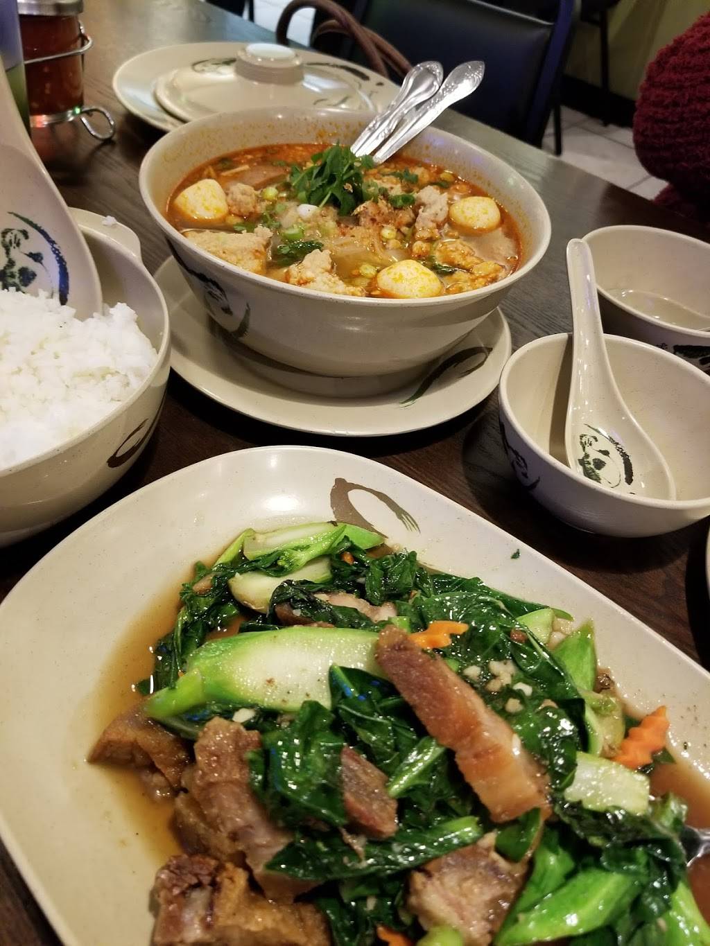 Shandra Thai Cuisine | restaurant | 2505 E Palmdale Blvd, Palmdale, CA 93550, USA | 6612668839 OR +1 661-266-8839