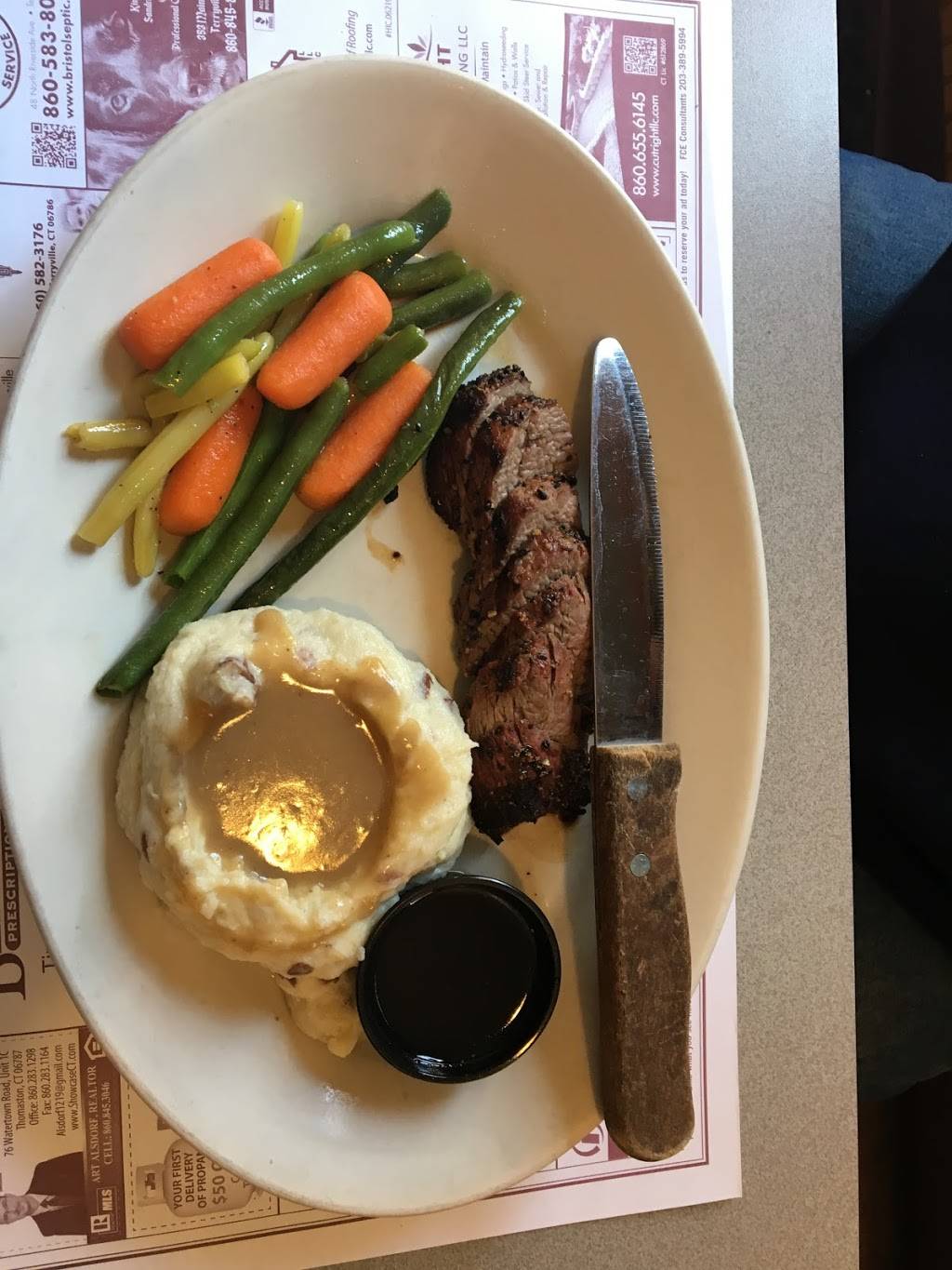 Chute Gates Steakhouse | restaurant | 372 Main St, Terryville, CT 06786, USA | 8605850704 OR +1 860-585-0704