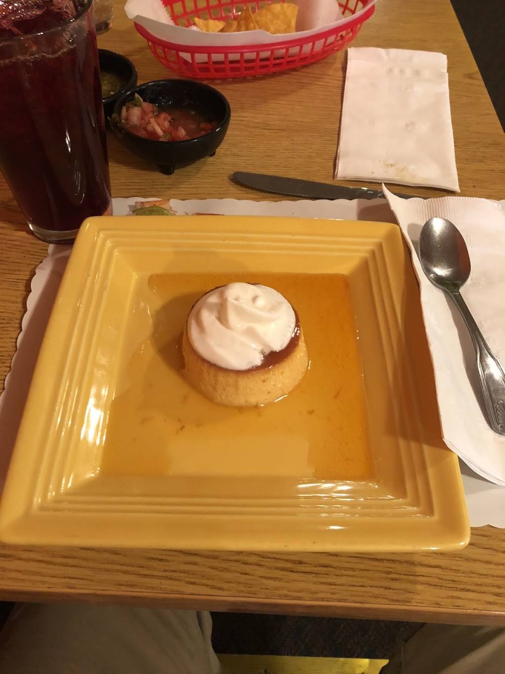 Mi Chelas Mexican Restaurant | restaurant | 9475 Main St, Upper Lake, CA 95485, USA | 7072754065 OR +1 707-275-4065