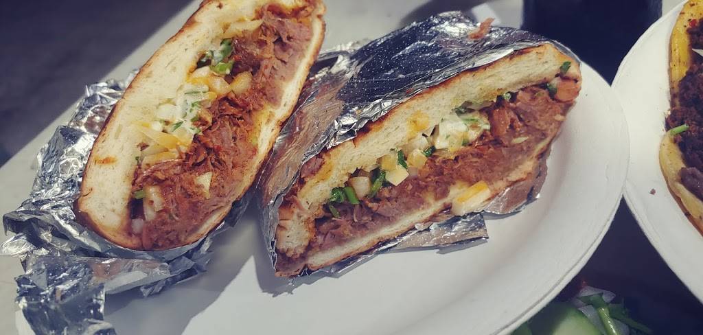 Tacos Jalisco | restaurant | 2546 S Union Ave, Bakersfield, CA 93307, USA | 6619790177 OR +1 661-979-0177