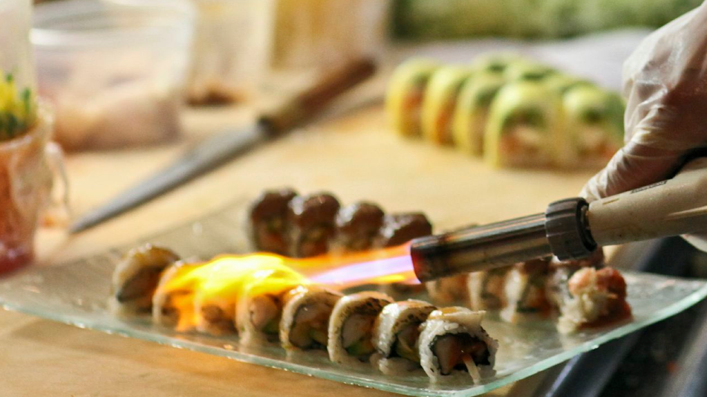 Shinto Japanese Steakhouse & Sushi Bar | restaurant | 17070 Pearl Rd, Strongsville, OH 44136, USA | 4408783868 OR +1 440-878-3868