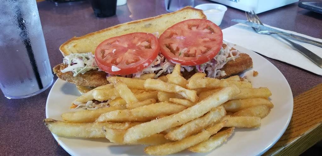 Delanies Neighborhood Grille | restaurant | 67 West Ave, Tallmadge, OH 44278, USA | 3306302888 OR +1 330-630-2888