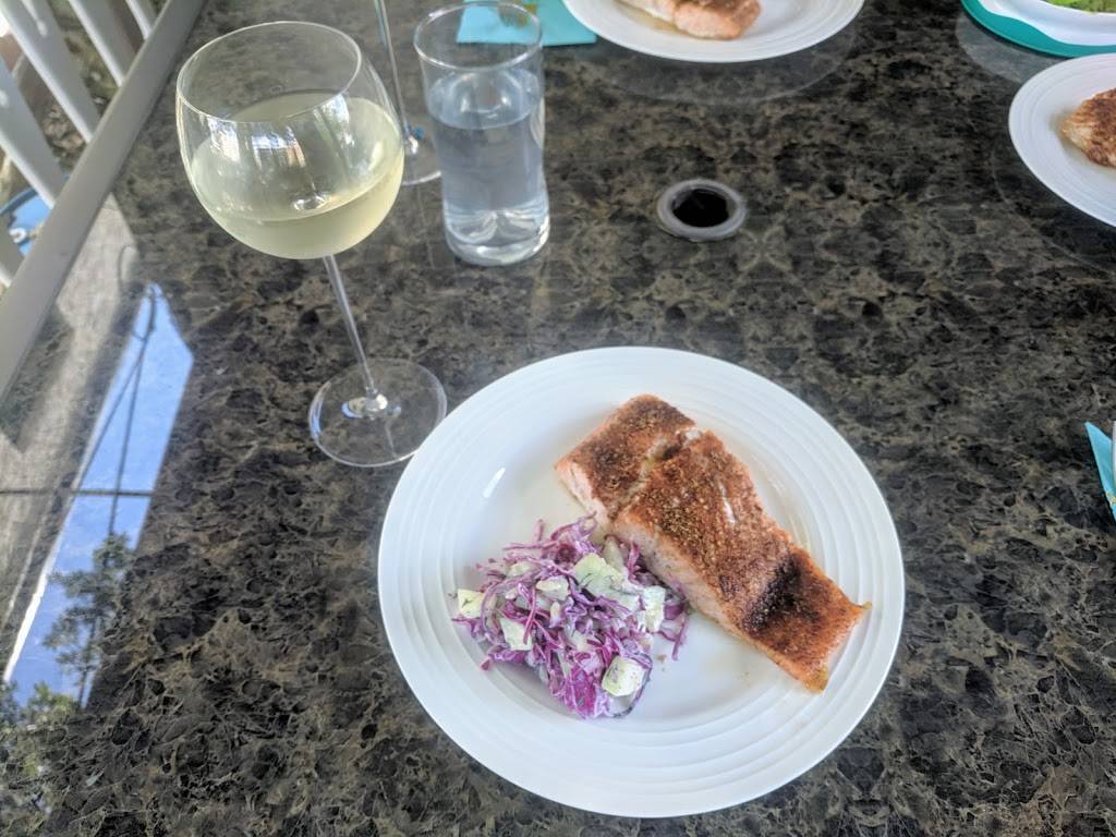 The Queen | restaurant | 3409 W Queen Ln, Philadelphia, PA 19129, USA | 2155006041 OR +1 215-500-6041