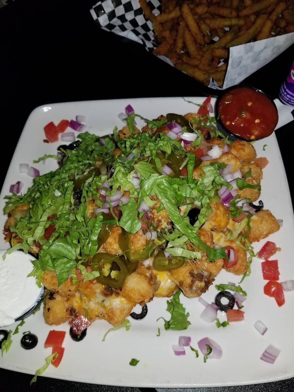 Mingos Sports Bar and Grill | restaurant | 41 Roberts Dr, North Adams, MA 01247, USA | 4133464067 OR +1 413-346-4067