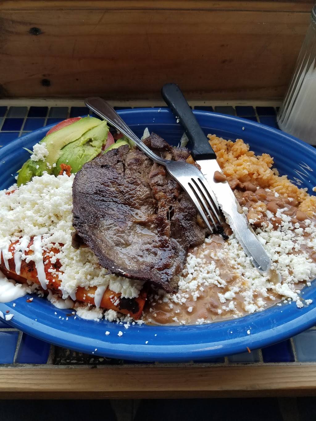 Evas Cafe | restaurant | 246 Williams Rd, Salinas, CA 93905, USA | 8319988820 OR +1 831-998-8820