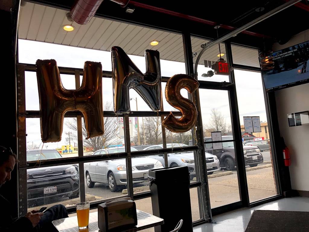 Hops N Shine | restaurant | 3410 Mt Vernon Ave, Alexandria, VA 22305, USA | 7035661509 OR +1 703-566-1509