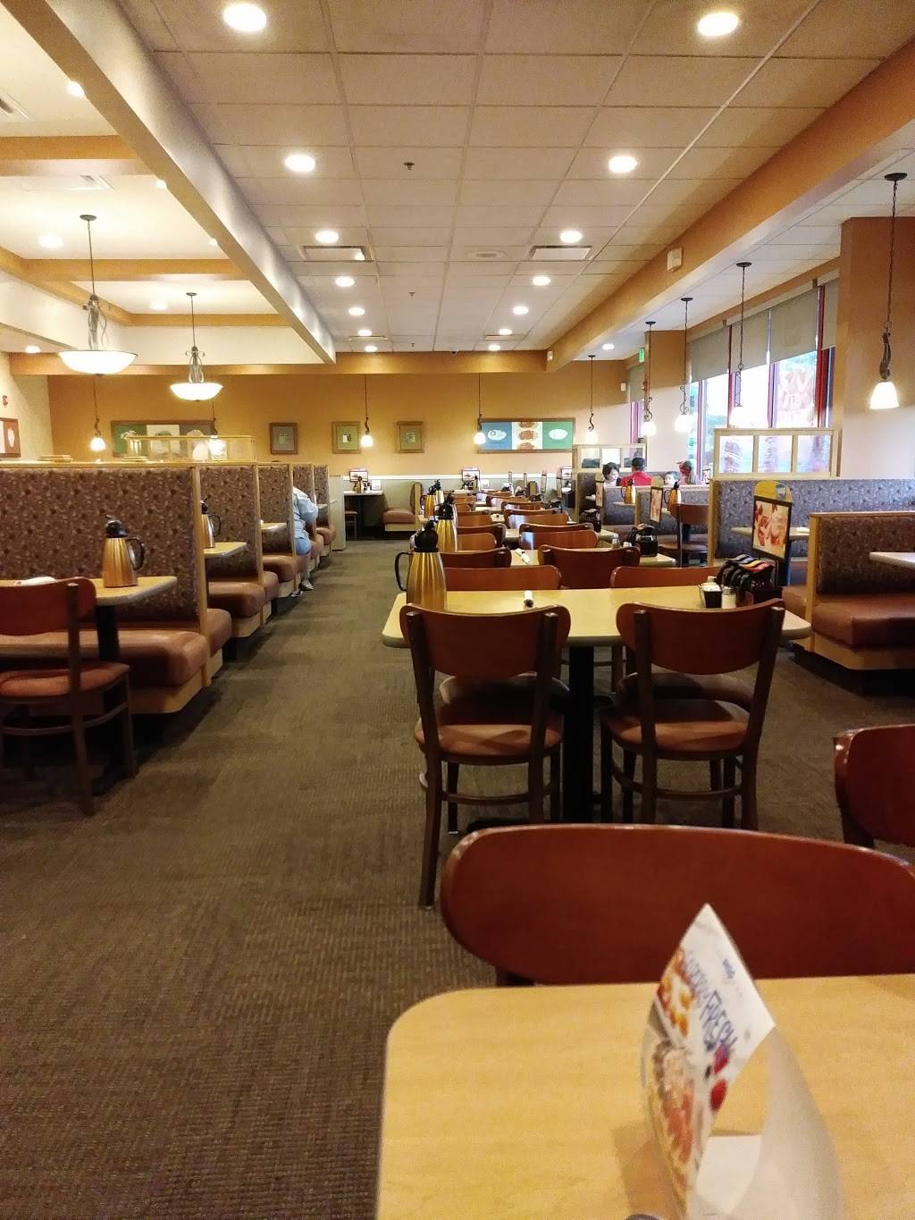 IHOP | bakery | 645 Fairview Rd, Simpsonville, SC 29680, USA | 8648810334 OR +1 864-881-0334