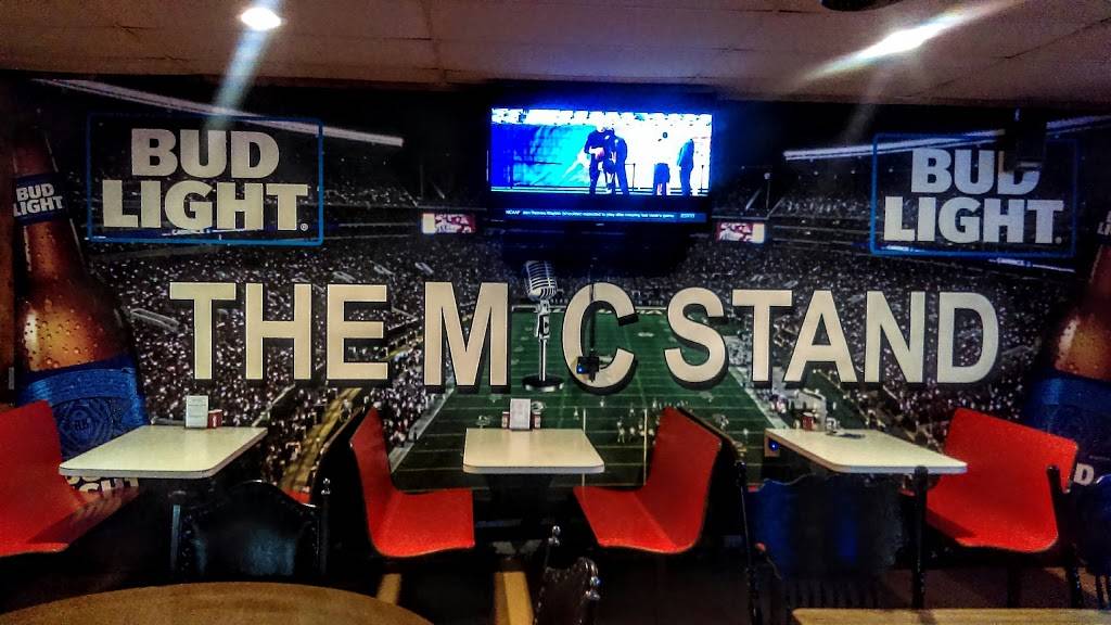 The Mic Stand Bar & Grill | restaurant | 21820 E Main St, Huntingdon, TN 38344, USA | 7315353663 OR +1 731-535-3663