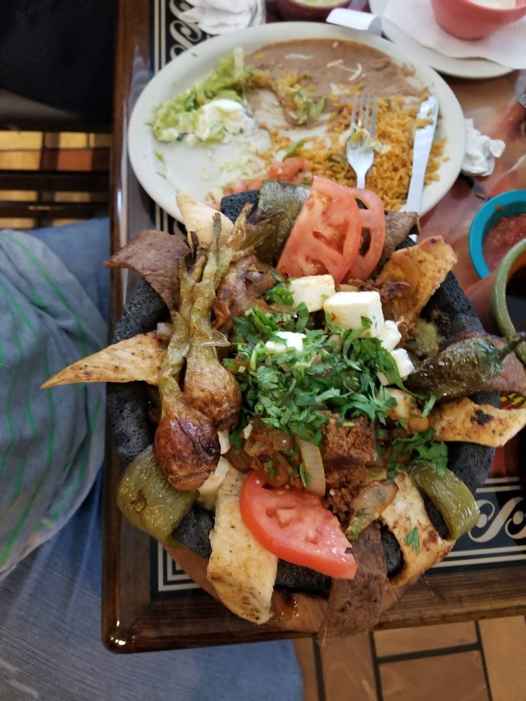 Potrillos Mexican Restaurant | restaurant | 2015 W Broadway St, Ardmore, OK 73401, USA | 5804909000 OR +1 580-490-9000