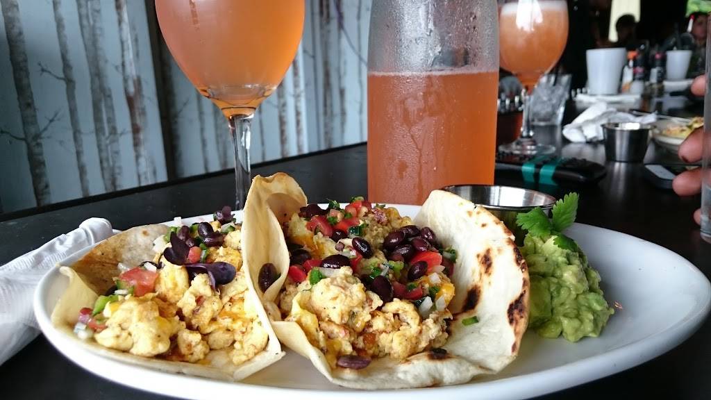 Bar 5015 | restaurant | 5015 Almeda Rd, Houston, TX 77004, USA | 7135225015 OR +1 713-522-5015