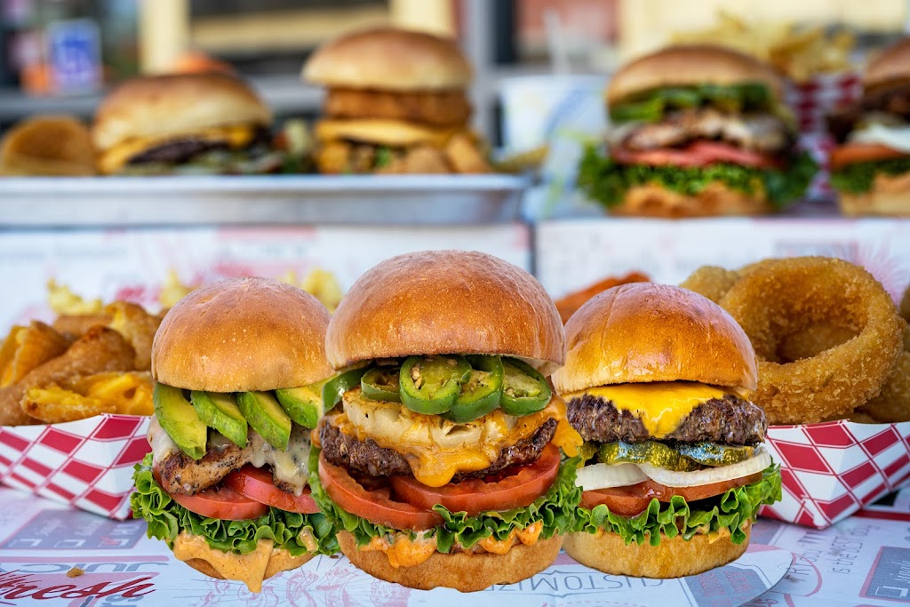 iniBurger - Gourmet Burgers | restaurant | 3555 Monroe St #75, Santa Clara, CA 95051, USA | 4086753772 OR +1 408-675-3772