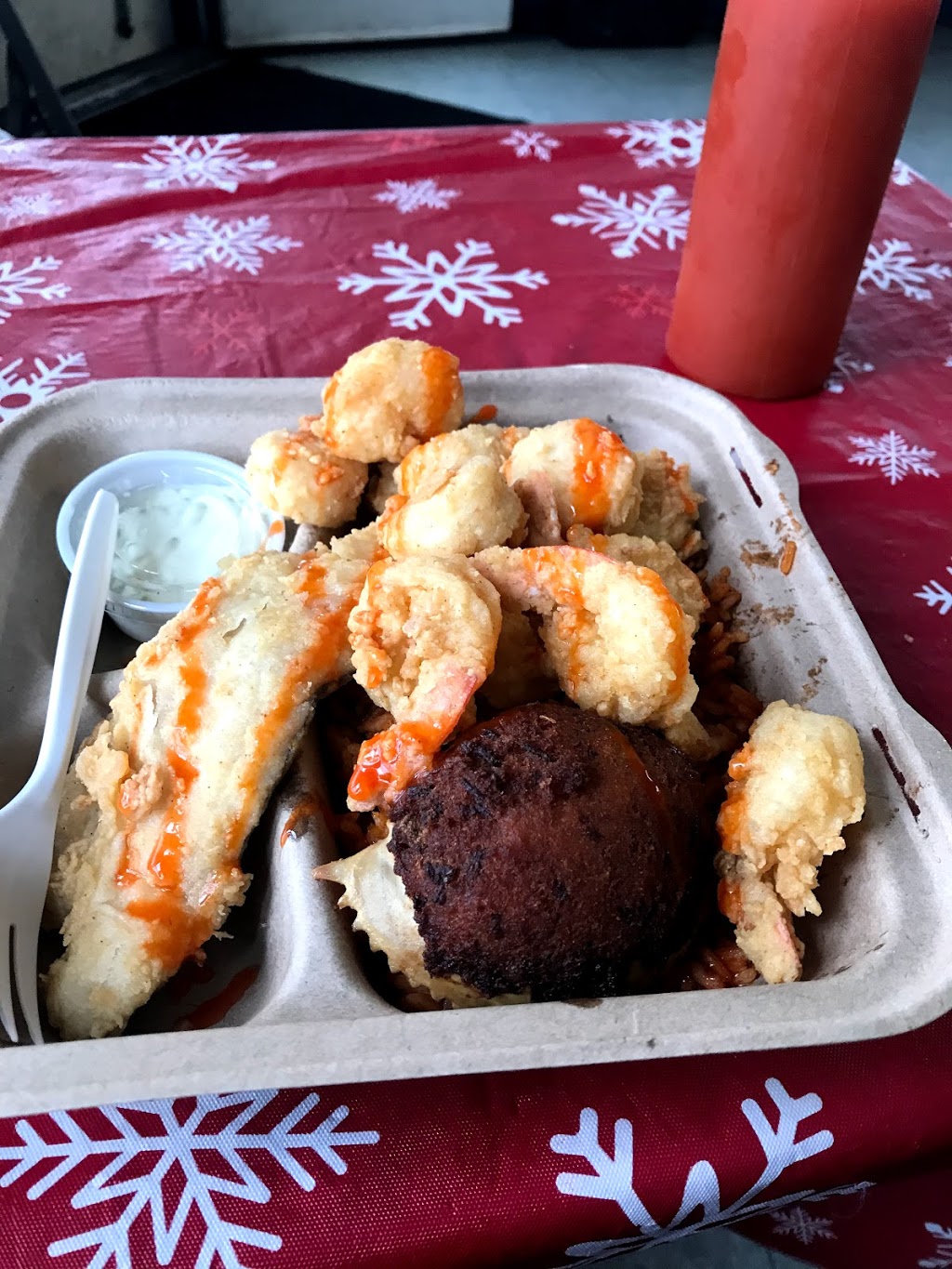 Daves Carry-Out | meal takeaway | 42 Morris St # C, Charleston, SC 29403, USA | 8435777943 OR +1 843-577-7943