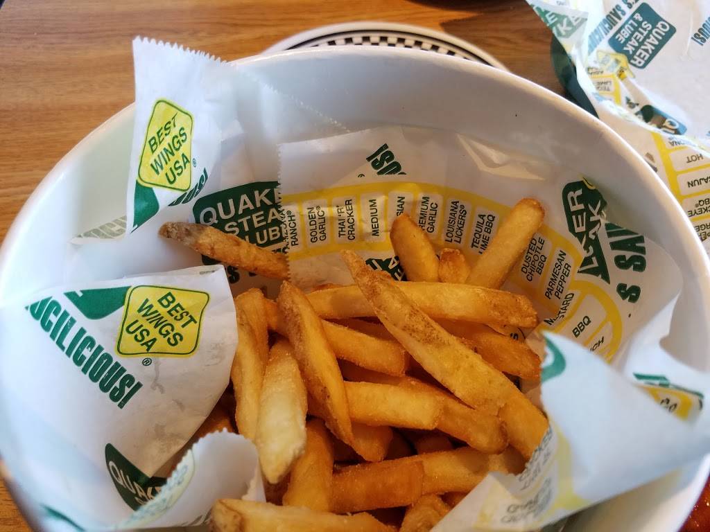 Quaker Steak & Lube | restaurant | 12832 Jefferson Ave, Newport News, VA 23608, USA | 7578745823 OR +1 757-874-5823