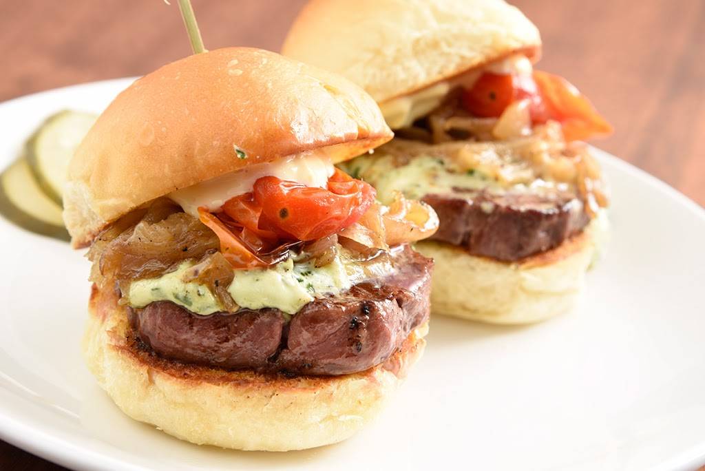 Levee Restaurant | night club | 3015 River Rd b, Louisville, KY 40207, USA | 5028903670 OR +1 502-890-3670