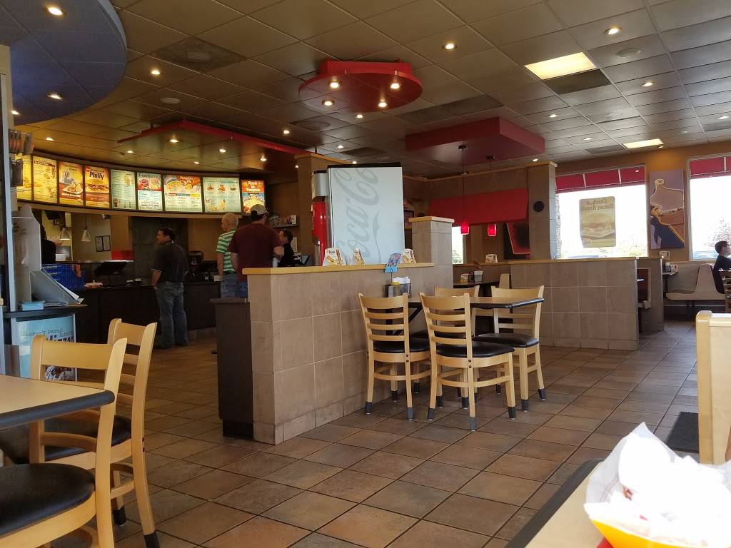 Dairy Queen Grill & Chill | restaurant | 301 Little Hills Industrial Blvd, St Charles, MO 63301, USA | 6369477900 OR +1 636-947-7900