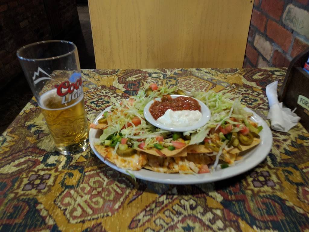 Mustangs Big Ol Grill | restaurant | 301 Fruitland Rd, Stoney Creek, ON L8E 5M1, Canada | 9056437679 OR +1 905-643-7679