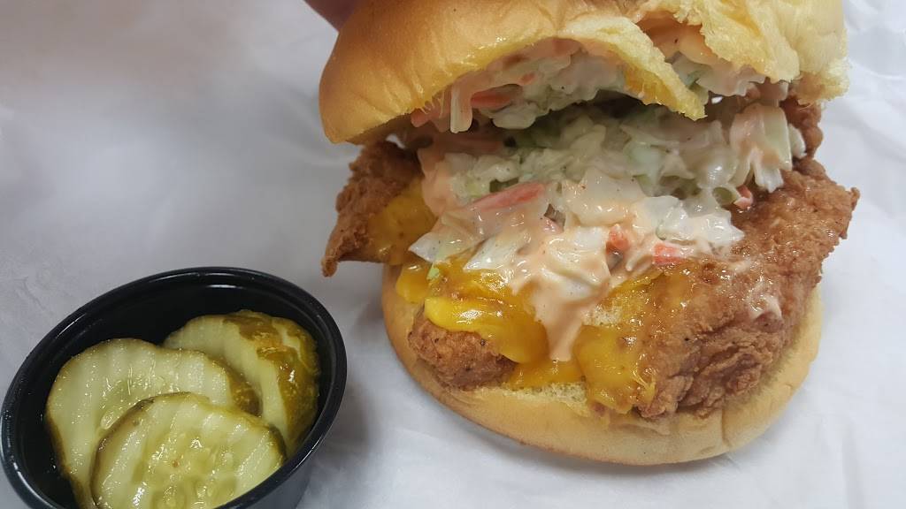 Sam’s Fried Chicken & Donuts | restaurant | 601 Heights Blvd, Houston, TX 77007, USA | 7138803550 OR +1 713-880-3550