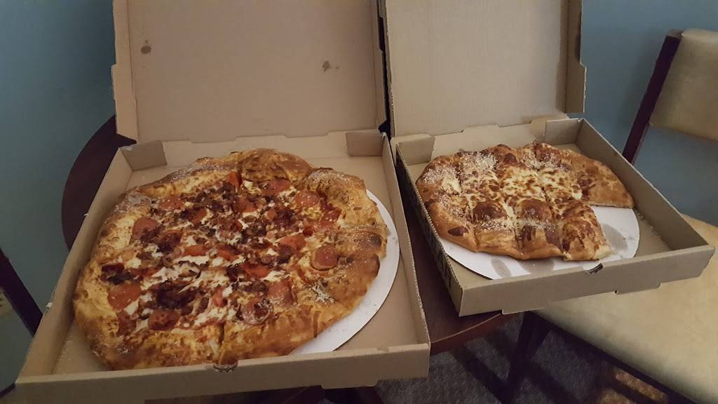 Bear Paw Pizza & Market | meal takeaway | 6444 W Western Ave, Glen Arbor, MI 49636, USA | 2313342327 OR +1 231-334-2327