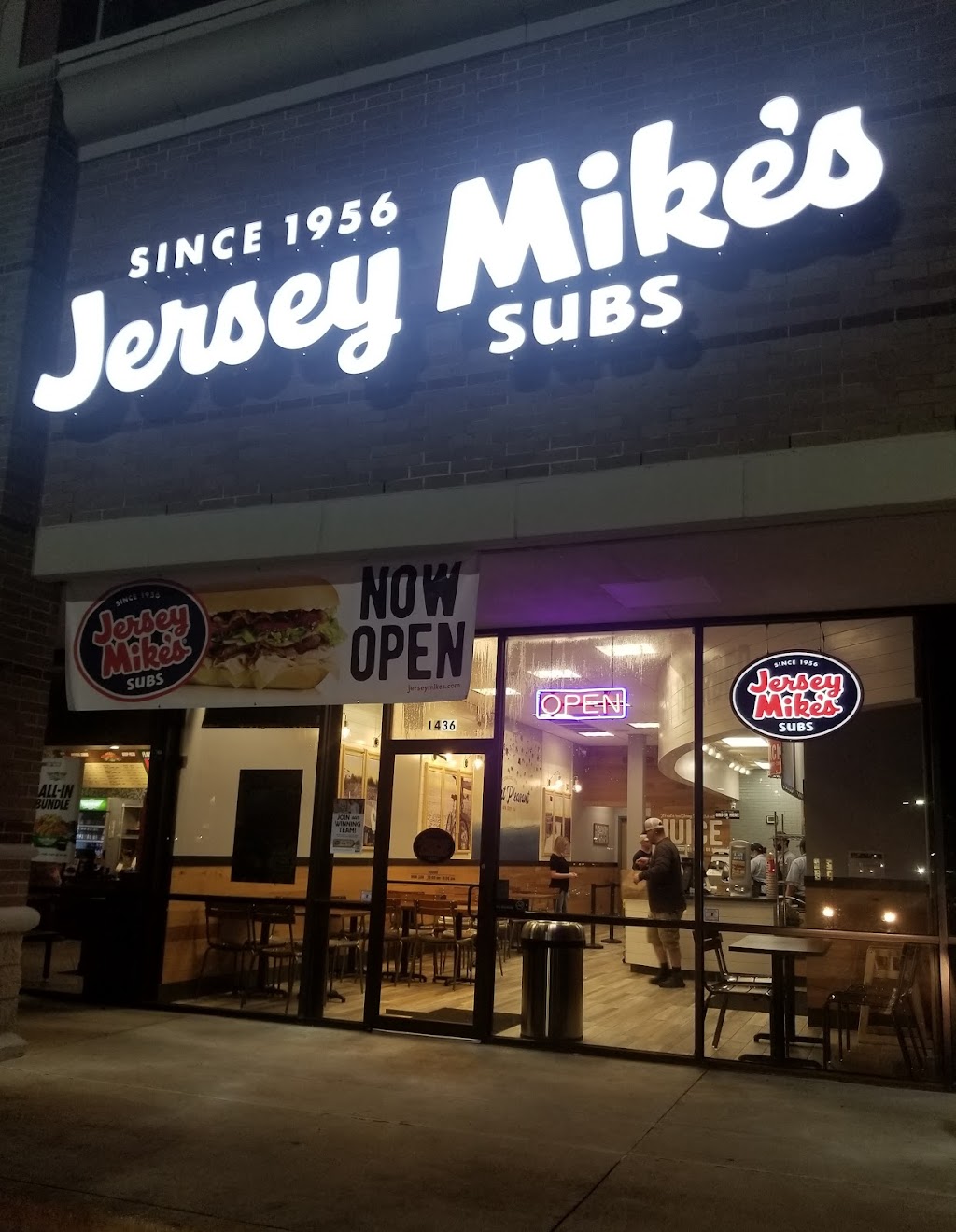 Jersey Mikes Subs | restaurant | 1436 W Fairmont Pkwy, La Porte, TX 77571, USA | 8326741956 OR +1 832-674-1956