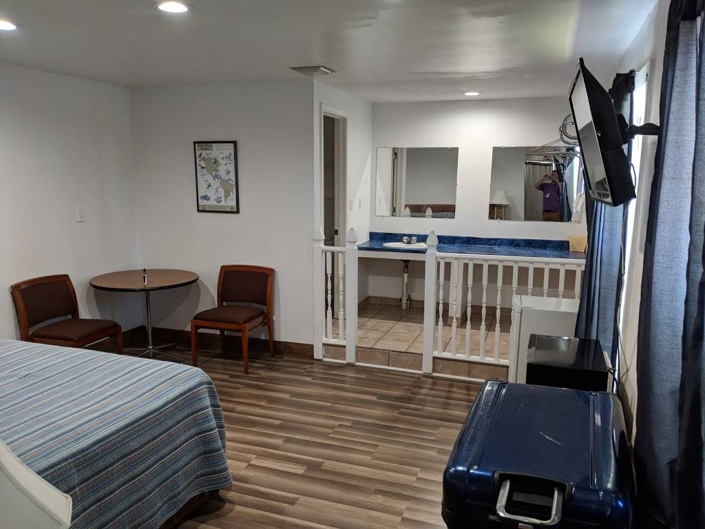 Gulfway Motel & Restaurant | restaurant | 1365 TX-124, High Island, TX 77623, USA | 4092865217 OR +1 409-286-5217