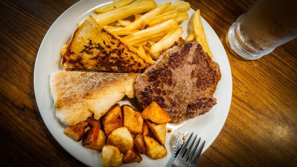 Dennys | restaurant | 255 N, Century Ave N, Maplewood, MN 55119, USA | 6517392377 OR +1 651-739-2377