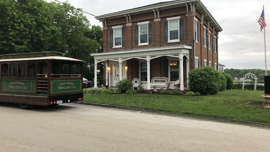 Crane & Pelican Cafe | restaurant | 127 S 2nd St, Le Claire, IA 52753, USA | 5632898774 OR +1 563-289-8774