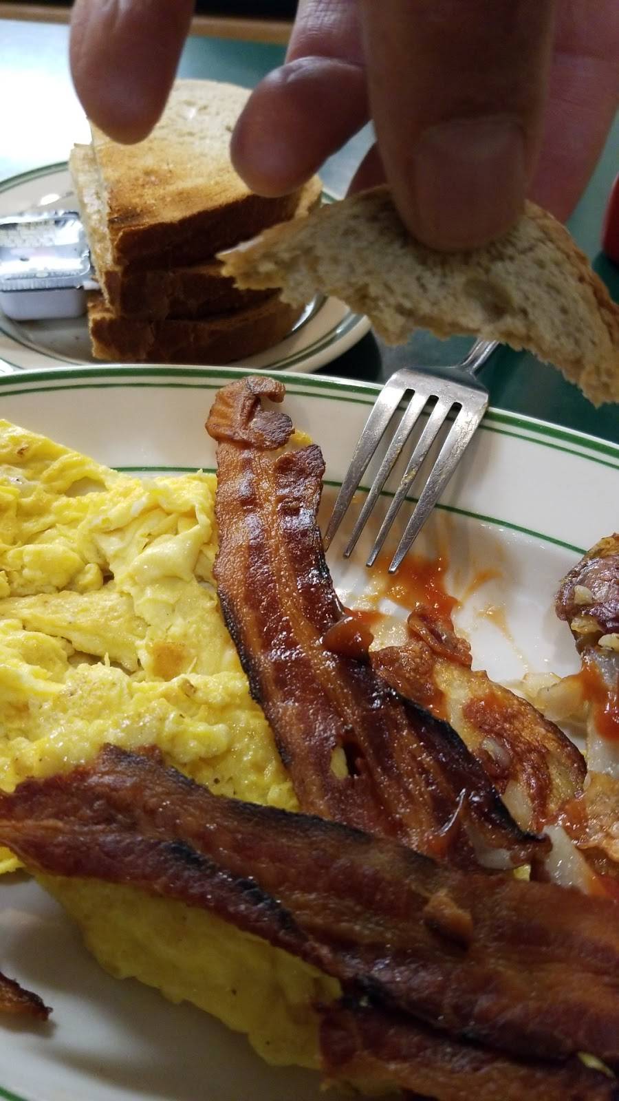 Kozy Korner Restaurant | restaurant | 906 N Union St, Wilmington, DE 19805, USA | 3026580812 OR +1 302-658-0812