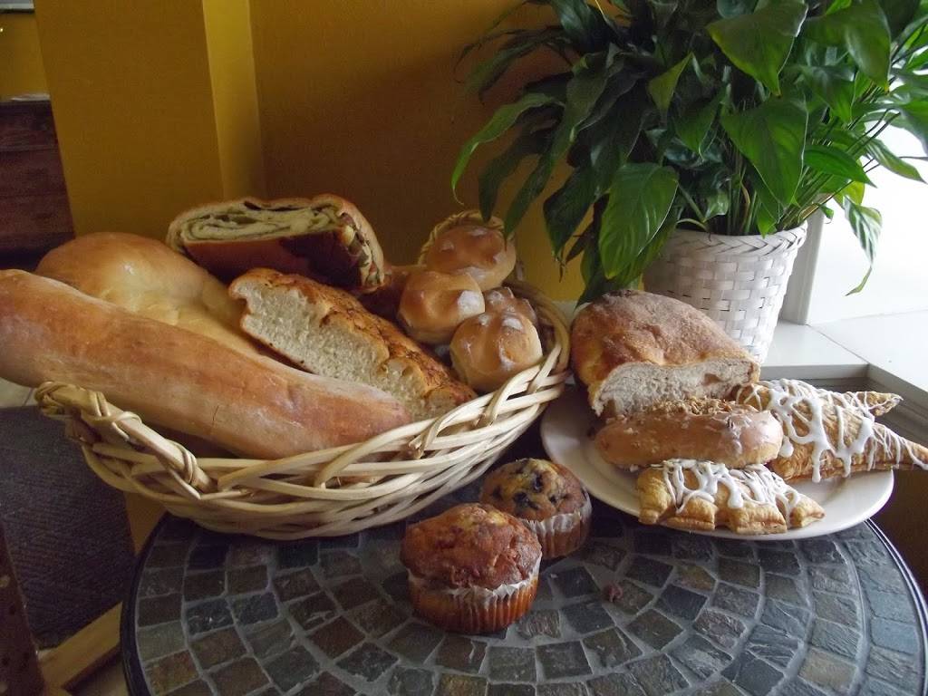 Kay n Jos Eats & Sweets | bakery | 109 S Taylor St, Marengo, IL 60152, USA | 8155687023 OR +1 815-568-7023