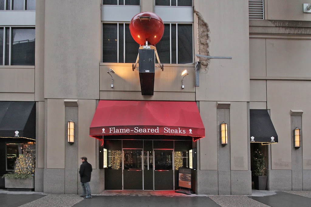 Weber Grill Restaurant | restaurant | 539 N State St, Chicago, IL 60654, USA | 3124679696 OR +1 312-467-9696