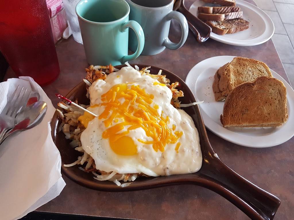 Chubbys Family Restaurant | restaurant | 10376 E Colonial Dr #124, Orlando, FL 32817, USA | 4073806006 OR +1 407-380-6006