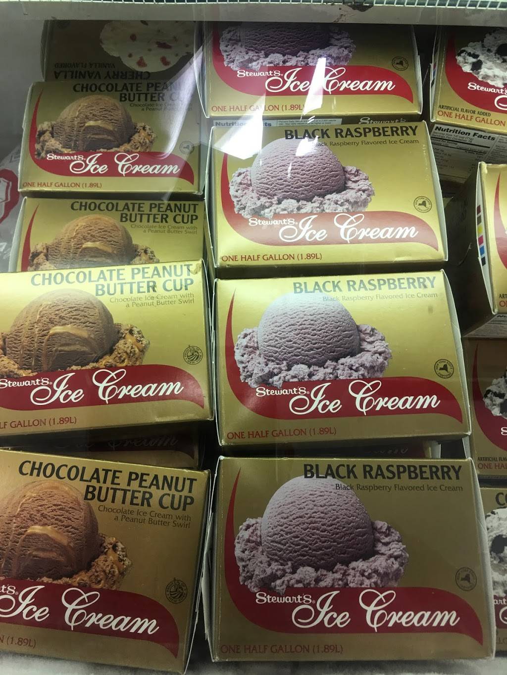 Stewarts Shops | cafe | 124 W Main St, Waterville, NY 13480, USA | 3158418386 OR +1 315-841-8386