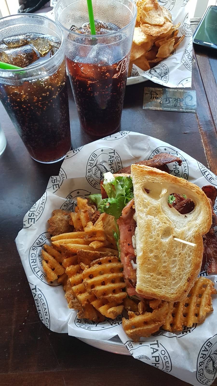 45th Street Taphouse Bar & Grille | restaurant | 4507 Coastal Hwy, Ocean City, MD 21842, USA | 4436642201 OR +1 443-664-2201