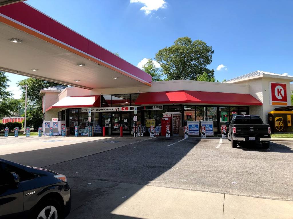 Circle K | meal takeaway | 1550 W Lee St, Greensboro, NC 27403, USA | 3362920263 OR +1 336-292-0263