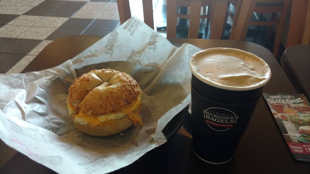 Brueggers Bagels | bakery | 6165 E Broadway Blvd, Tucson, AZ 85711, USA | 5207450800 OR +1 520-745-0800