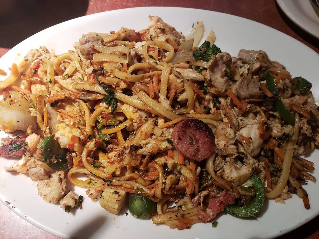 bds Mongolian Grill | restaurant | 13150 Hall Rd, Sterling Heights, MI 48313, USA | 5867266655 OR +1 586-726-6655