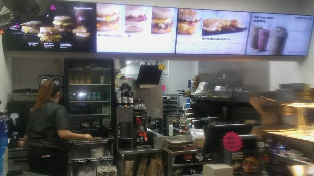 McDonalds | cafe | 7305 Broad St, Brooksville, FL 34601, USA | 3527991570 OR +1 352-799-1570