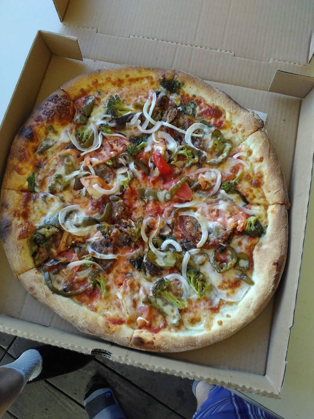 Brooklyn New York Pizza | restaurant | 251 W Central St, Natick, MA 01760, USA | 5086555355 OR +1 508-655-5355