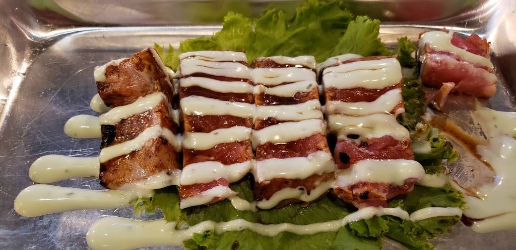 Vailhouse oyster bar and grill | restaurant | 301 N Spence Ave, Goldsboro, NC 27534, USA | 9199476138 OR +1 919-947-6138