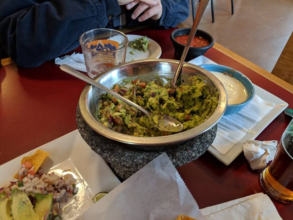 A La Mexicana | restaurant | 243 Portland Rd, Bridgton, ME 04009, USA | 2078038370 OR +1 207-803-8370