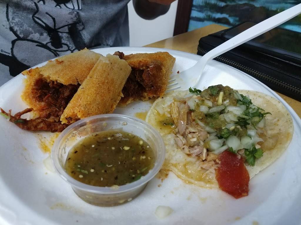 King Taco # 28 | restaurant | 406 N Mountain Ave, Ontario, CA 91762, USA | 9099339150 OR +1 909-933-9150