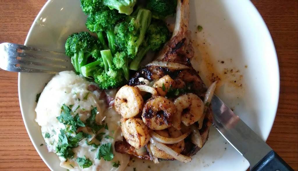 Applebees Grill + Bar | restaurant | 111 Airport Rd W, Fort Payne, AL 35968, USA | 2562735245 OR +1 256-273-5245